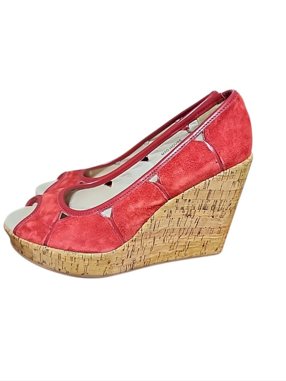 Envy Y2k Red Wedges. Size 9